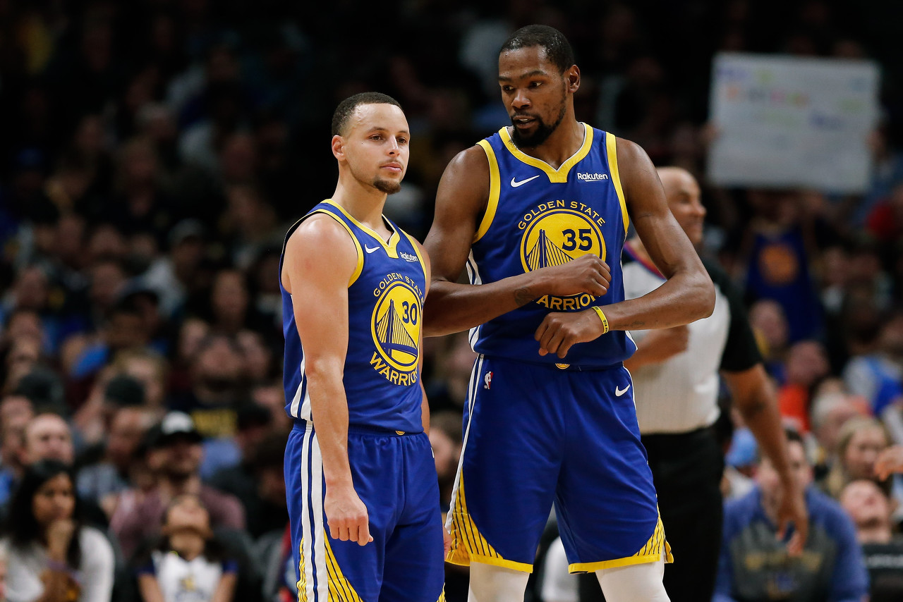 你會永遠(yuǎn)活在庫里陰影下！KD：在我幻想的NBA世界里我就是GOAT