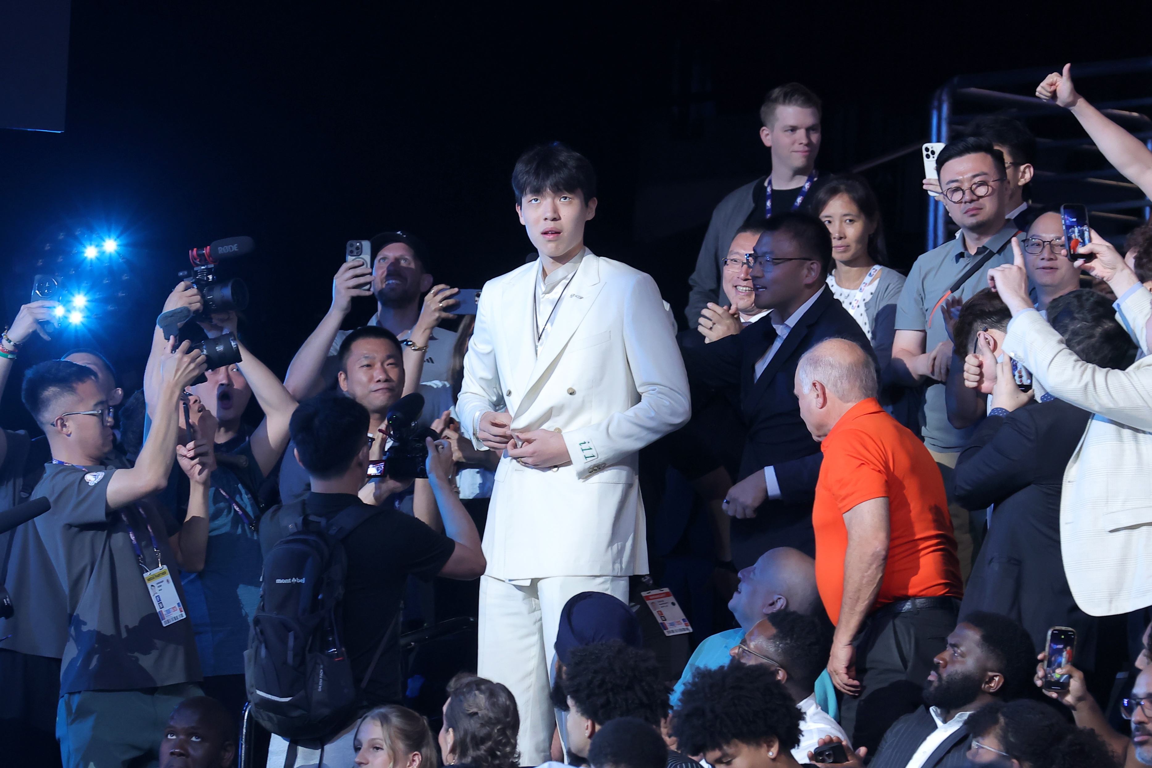 2025年NBA首輪秀出現(xiàn)7個中鋒&自03年以來最多 楊瀚森馬盧阿奇在列