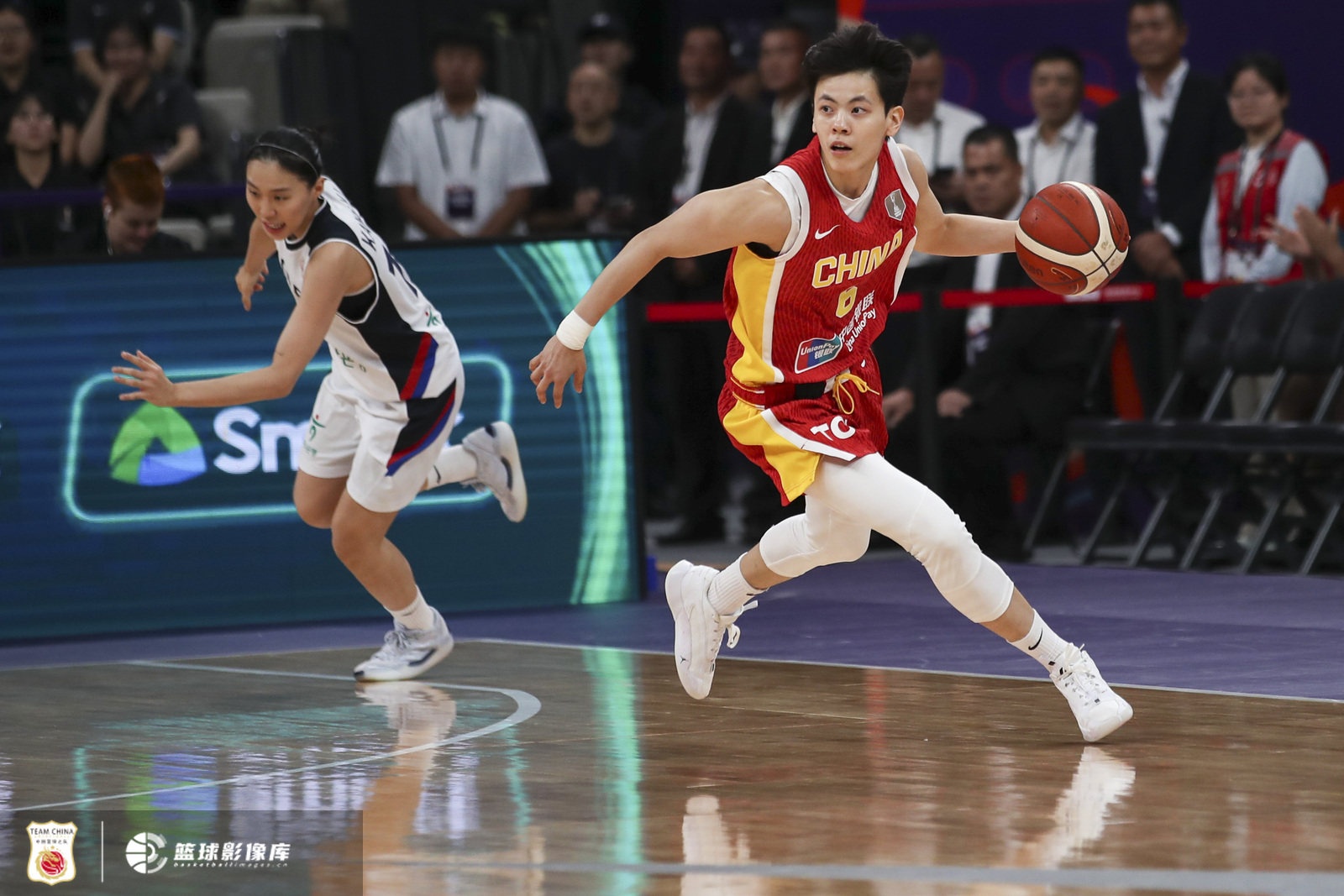 媒體人：楊舒予已經(jīng)是國家隊二號位第一人 可以找機會沖一沖WNBA